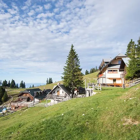 Miki's Ski Krvavec Stiska Vas